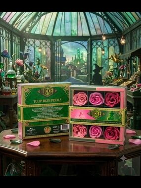 Wicked Tulip Bath Petals - Pink Rose Scent-NIB!